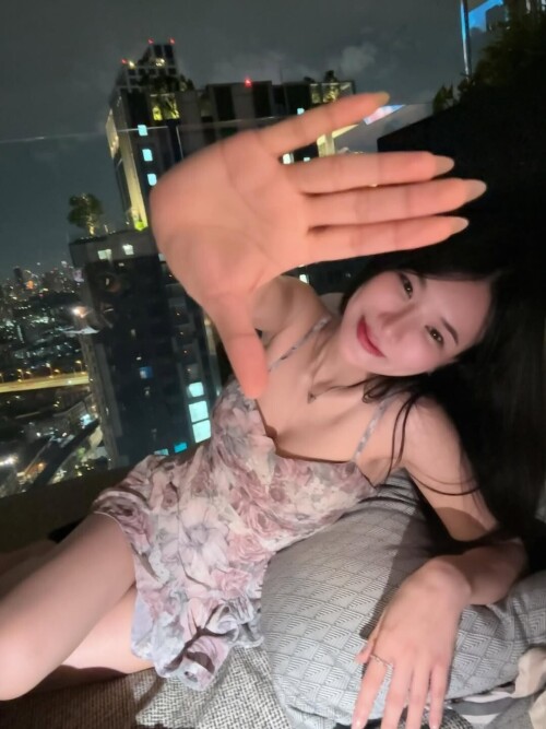 42dc1e8949734c0679d4a352ec9b4d89.jpg