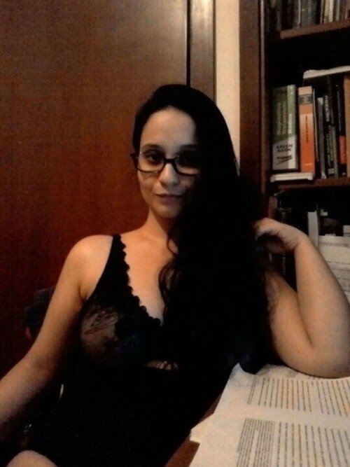 98964176fbf17e87d0fc9b51da9bb2d0.jpg