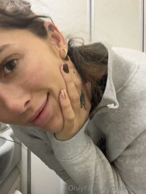 aa9dd09defbcb100482ca4f97dfaf54c