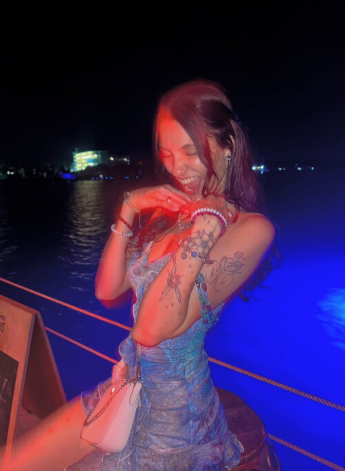 4220500039db532b69b1e5cbf21cb75a