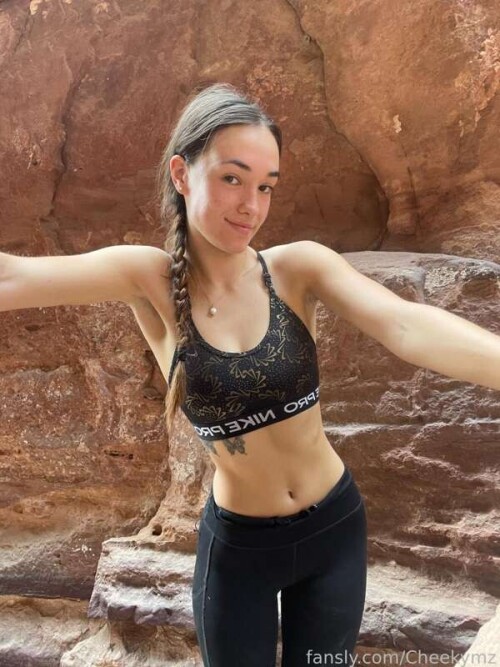 85baa363f8535af485707f3d41f620a7