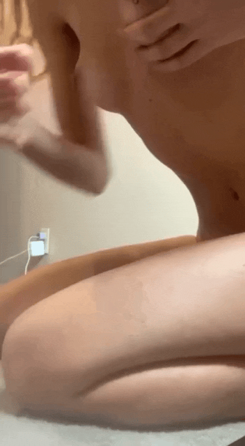 1bfcf96093e58b848f1192eb13185413.gif