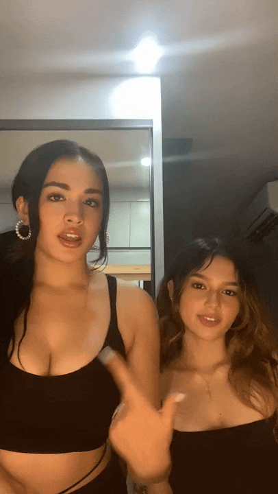 518aac6cce959cae8ad3eed7c0ec8939.gif