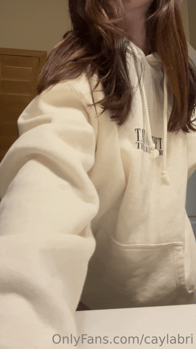 08d119ef5c2e1657eee955d84e09fe7d.gif