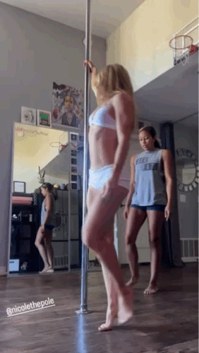 3f4b3b76cb82ec5b0fdeae8daeb2b77a.gif