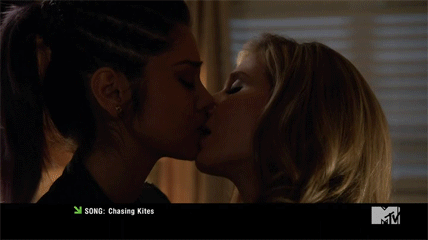 e3f25828965e605f2f26339ef0a8de3c.gif