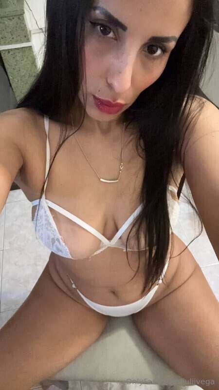 88b6e65cfa7140639798363ab7498b12.jpg