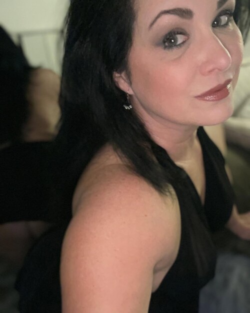 8dbe305a7f1547974343c52b52854a35.jpg