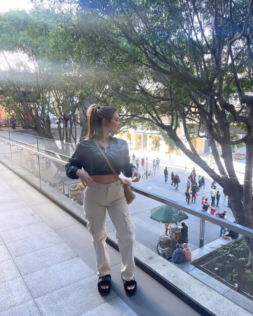 4930f0c6a40f15e4a23064b49afba702