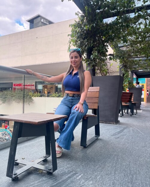 b9d05323b01da452befbeef2ca33d490