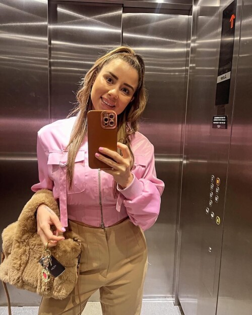 c05554f37f68c6c4c68c41f8d977eb5e