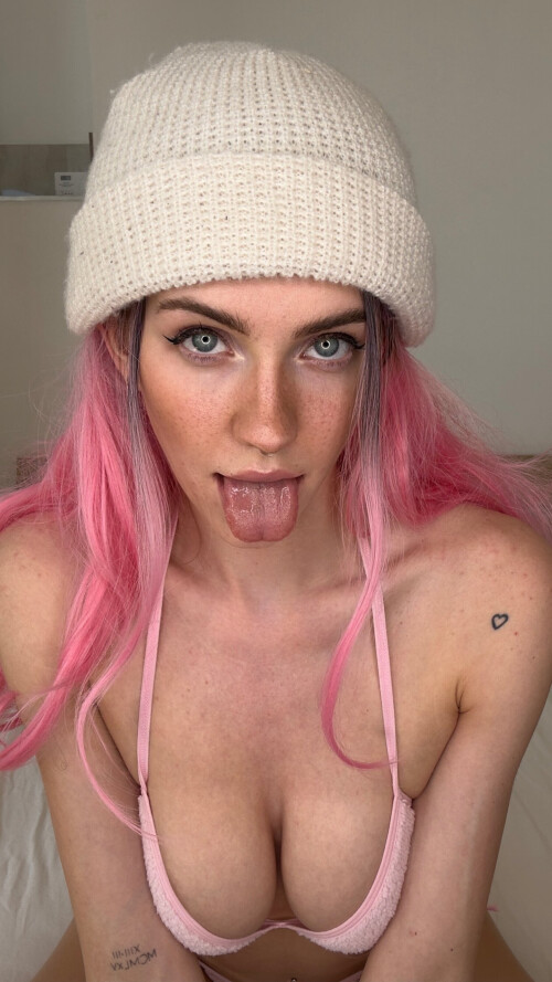 81b542884cb1665d8a2f7bcd412c090f.jpg