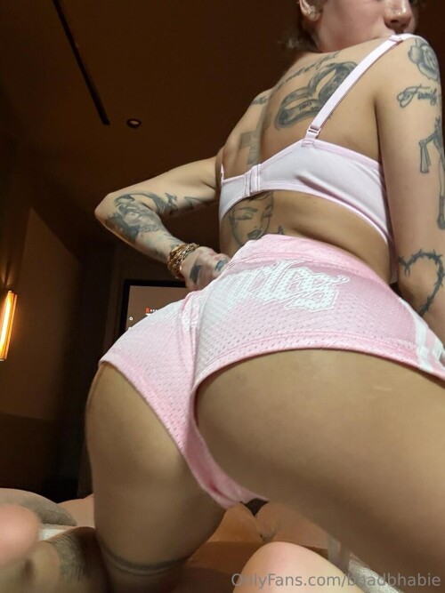 974098f8218774d7a97a29449c69d3e3.jpg