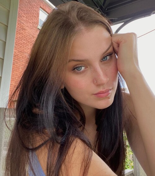 93d11f8bee492aad4889bf1258f62258.jpg