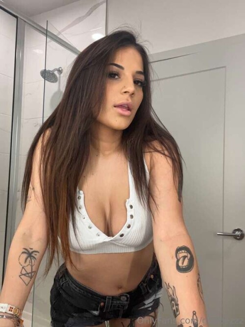 95416bffd9b64e91098a1896cc073171.jpg