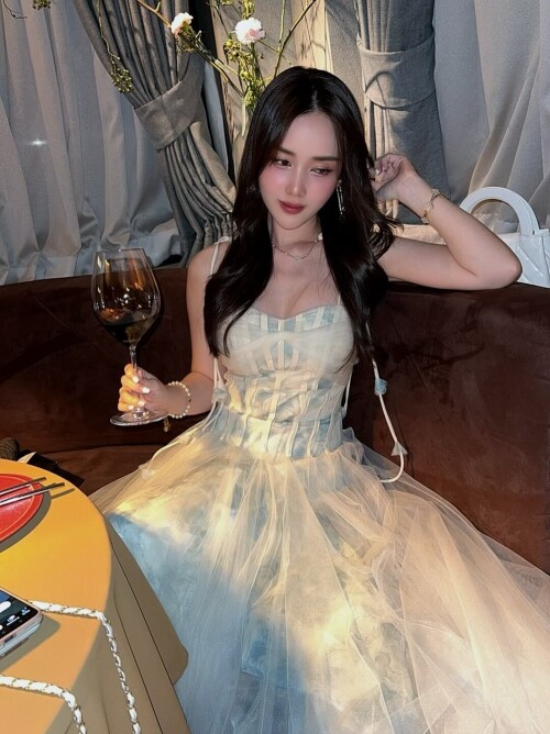 8600783181818cbe1a4c5da7e187bc2f