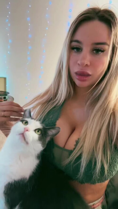 3e6dfb96f0a9a5e77e74692ee2691200