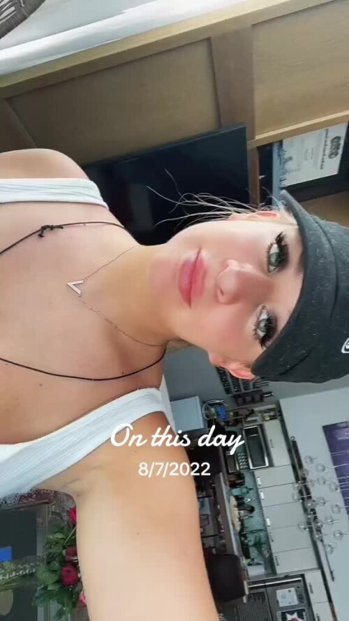 43f59cbb4f6ff1d0781987cb5a18764d