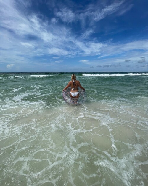 70b9f6c9de073f4a79cf15f12c80e531