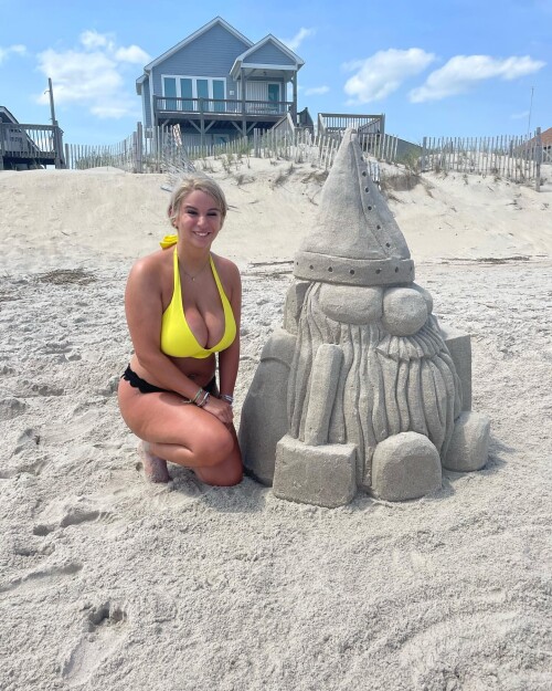 87a8c77e0d37637f3c13d05947af593e