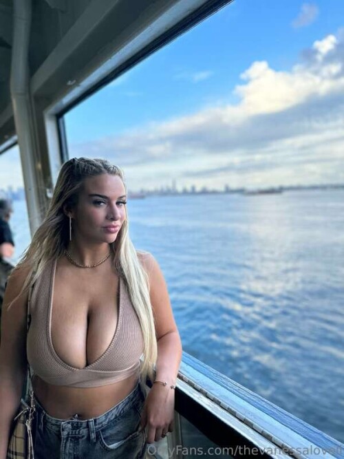 8bde64a3b7f85f9d54e47163f8242b01