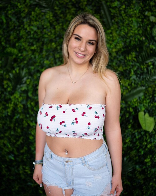 dee5f7d4d528a3ef96e5c5839c4f239f