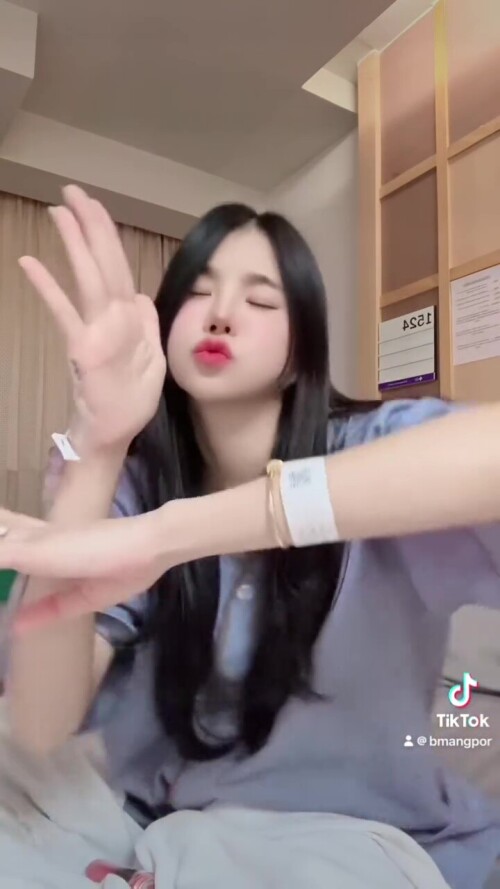 24ec7ddec75045c19d0c7361ddd1e8d0