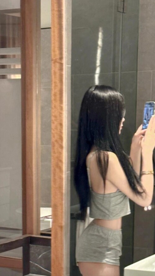 2eafff46486e3b80a4f7a5c1d64a573f