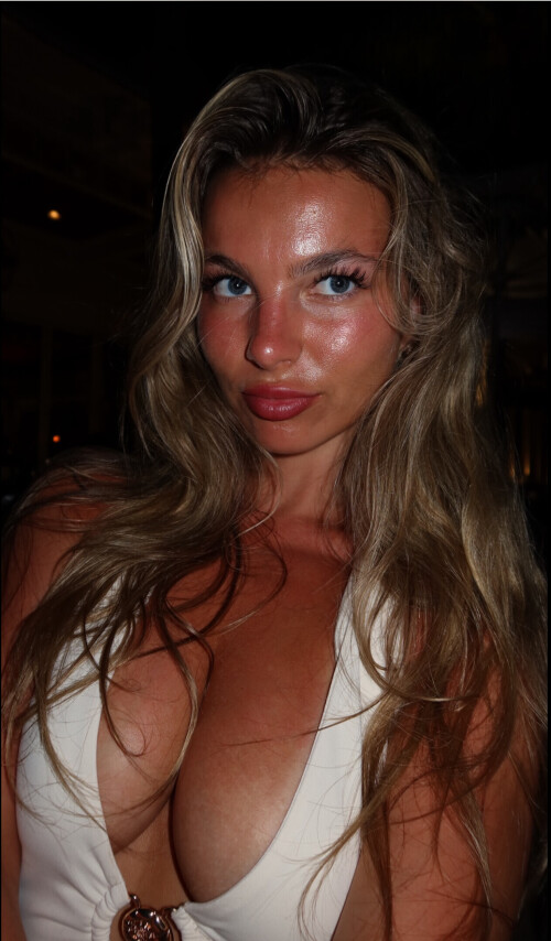 3e57b27d41d0098d60145a8f433fd903