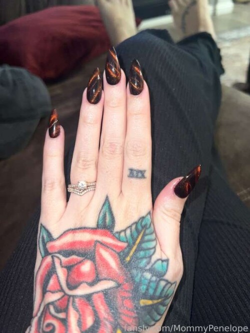 70526dda2e7d234e2f5d4833946f557f