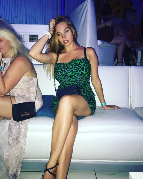 0a7051026040ce734bec456e1b5966f8