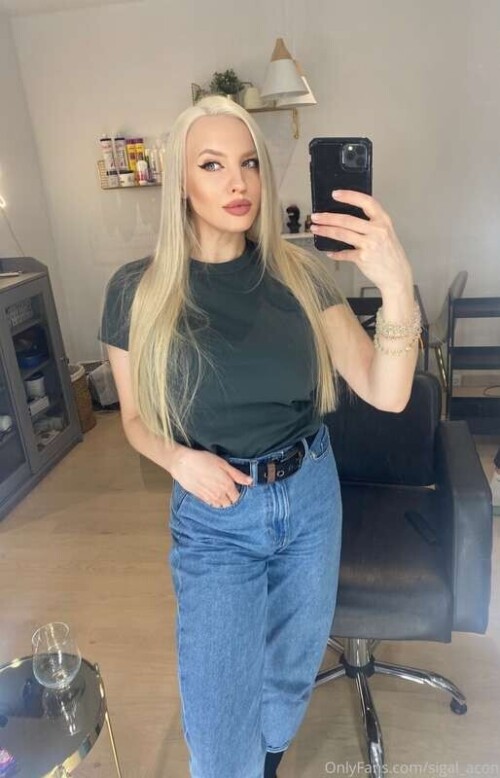 21abebbe48f6db09dcd3ef14f1eedf3f