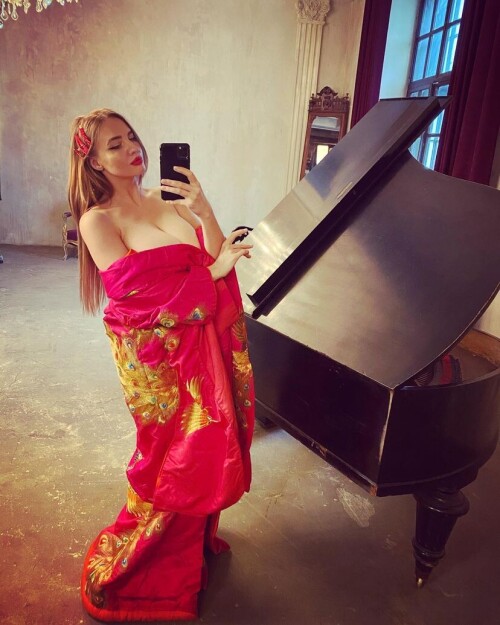 2de5d9b11b63422693aa68199bb8492e