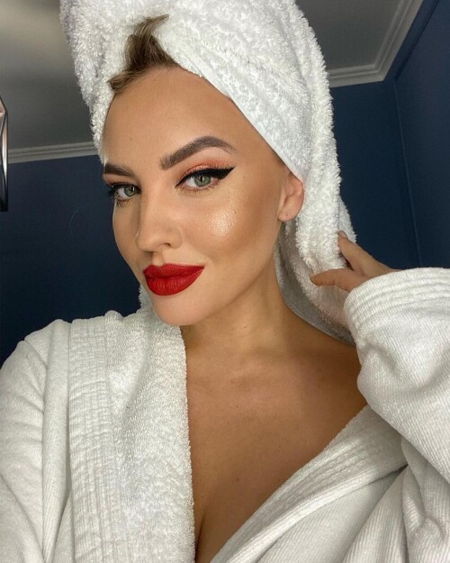 d4aa6994891f3739f6921664547e3ffd