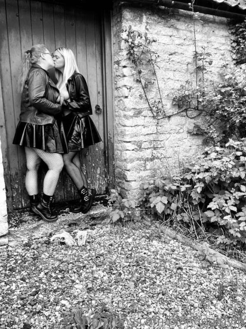 0373d8508d00199ad618e44d38a8a63a