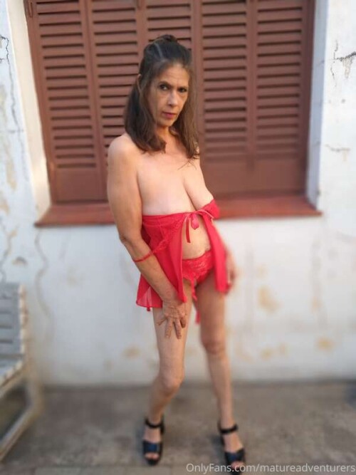 2be57df2e114e4ab1da20abbe5eea391