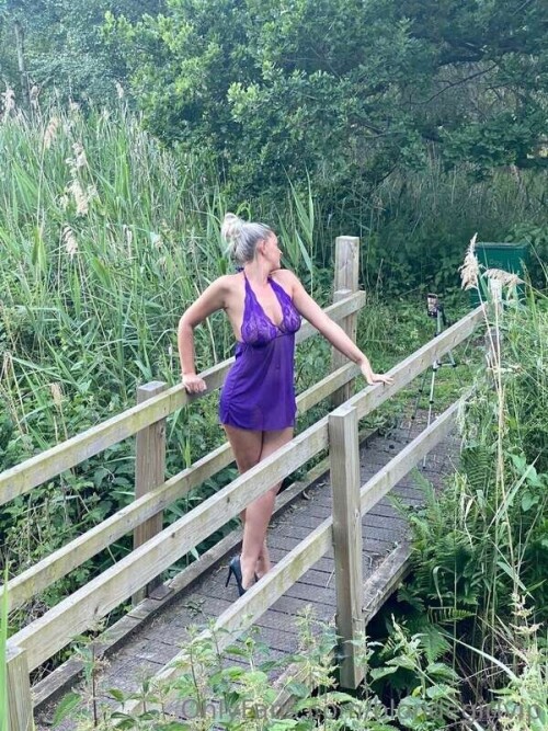 25083c3dae8887e829d515fb90d13e5f