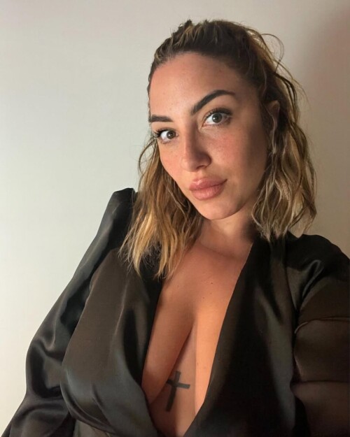 5f75b5d772de1ca71beff9bb1887e050