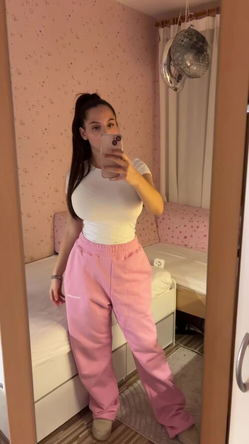 985224b67690a91e56c8d5e75d821b1e