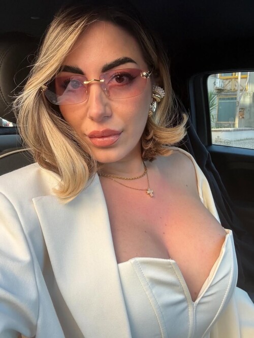 add28eef9239795ee2902bcf18d727e2