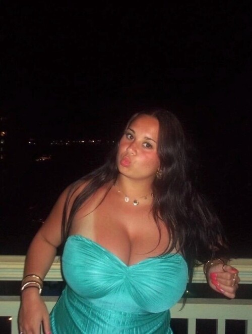 8851f1952e2c904e8453998242481bdf