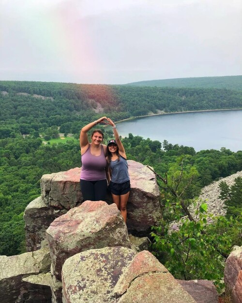 ddb8de95e84c14283a12ff0c78c09d65