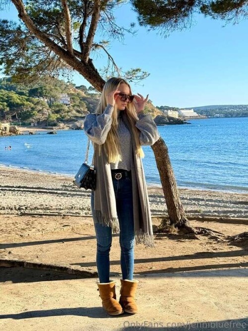 03892547fa16e40b92cb246fce96b9d5