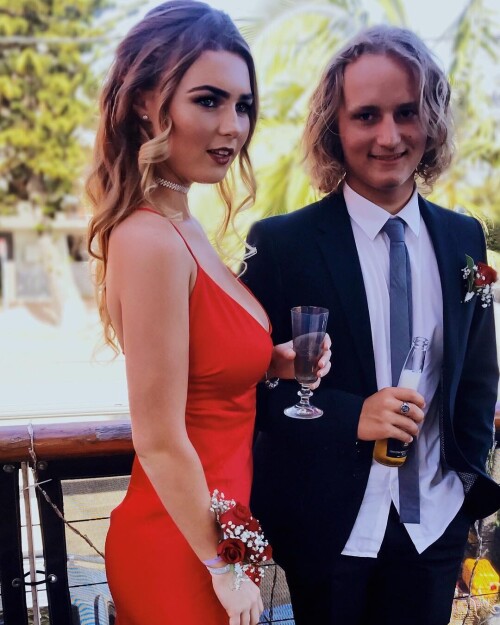 038e008e888dd3bce60ba5e63e8b9faf