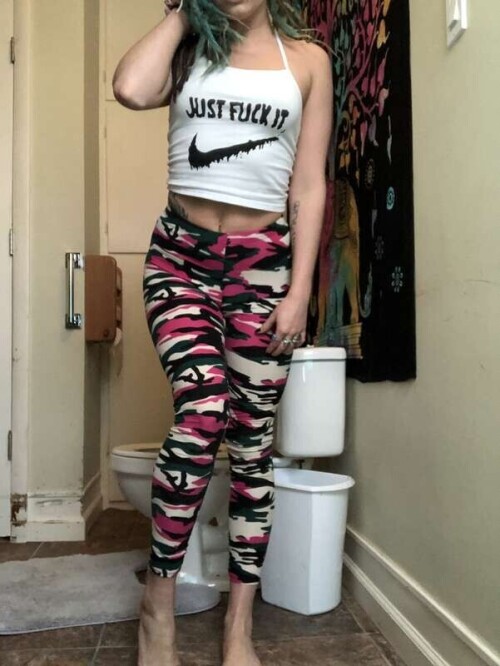 19e242cc9e081caee6f410e6fe7d7ae4