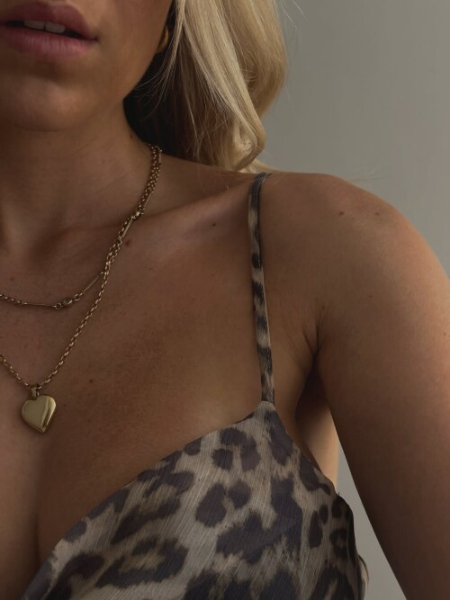 1e6a3493ac0b32afff18aba8fe0d7a83