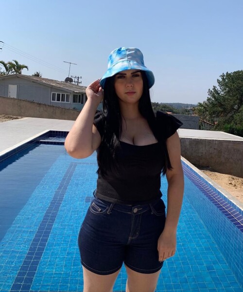 26b581486ec1ca4d9c7636d41c23b327