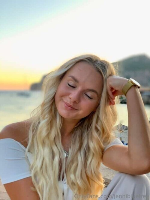 2cc06ed22786e63e901d90507b9249bc