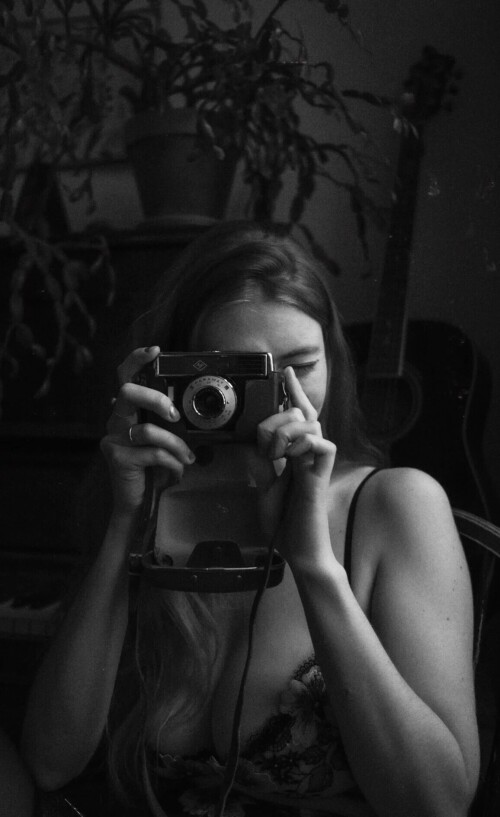 8c3fa3b2cf5f5036fdca04f418d7e994