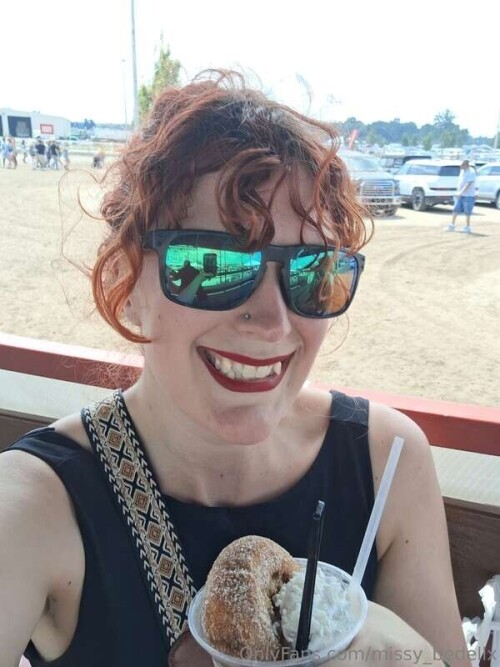 8dc5e84f191d4bd25aac6c8f2587edcc